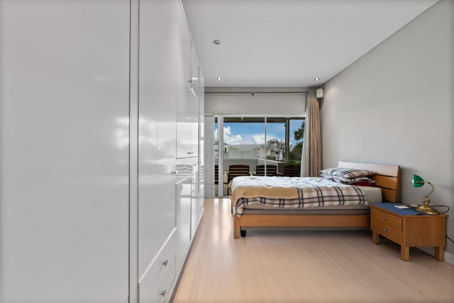 2 Bedroom Property for Sale in Oranjezicht Western Cape
